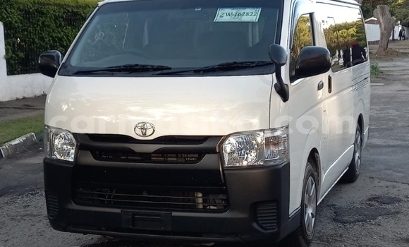 Acheter Neuf Voiture Toyota Hiace Blanc à Borrowdale, Harare