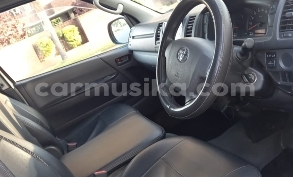 Acheter Neuf Voiture Toyota Hiace Blanc à Borrowdale, Harare Acheter Neuf Voiture Toyota Hiace Blanc à Borrowdale, Harare