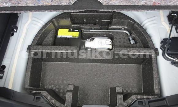 Tenga Tsaru Toyota Vitz Chena Mota in Belvedere in Harare Tenga Tsaru Toyota Vitz Chena Mota in Belvedere in Harare