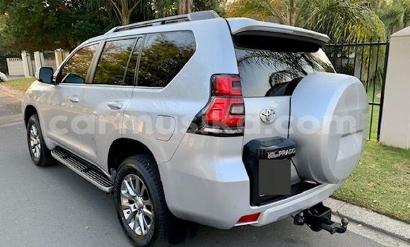 Tenga Tsaru Toyota Land Cruiser Prado Sirivha Mota in Borrowdale in Harare Tenga Tsaru Toyota Land Cruiser Prado Sirivha Mota in Borrowdale in Harare