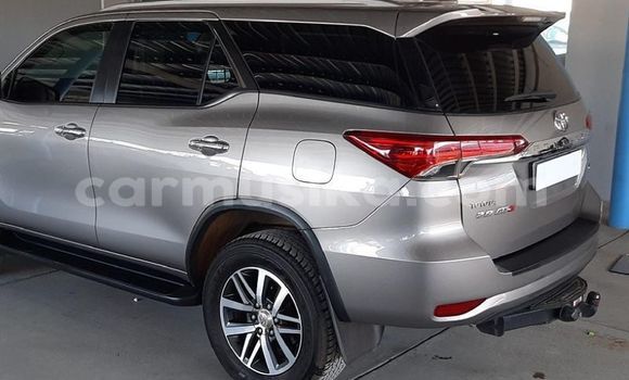 Acheter Occasion Voiture Toyota Fortuner Gris à Harare, Harare Acheter Occasion Voiture Toyota Fortuner Gris à Harare, Harare