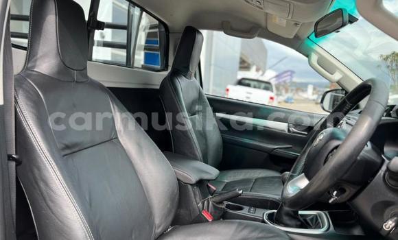 Acheter Occasion Voiture Toyota Hilux Blanc à Beitbridge, Matabeleland South Acheter Occasion Voiture Toyota Hilux Blanc à Beitbridge, Matabeleland South