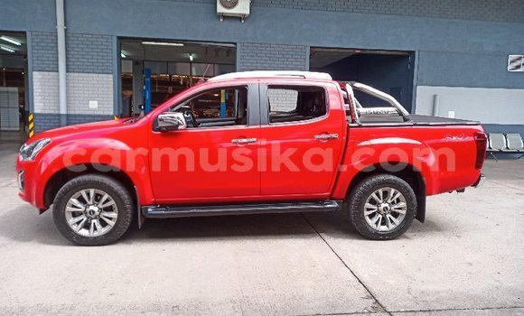 Buy Used Isuzu KB Red Car in Beitbridge in Matabeleland South Buy Used Isuzu KB Red Car in Beitbridge in Matabeleland South