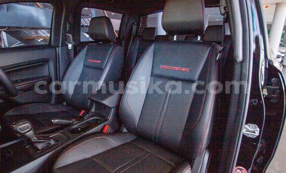 Nunua Ilio tumika Ford Ranger Nyeusi Gari ndani ya Beitbridge nchini Matabeleland Kusini Nunua Ilio tumika Ford Ranger Nyeusi Gari ndani ya Beitbridge nchini Matabeleland Kusini