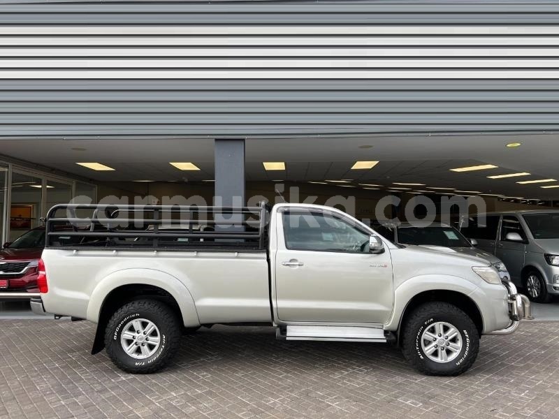 Big with watermark toyota hilux matabeleland south beitbridge 29810