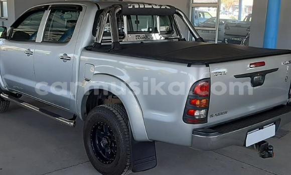 Nunua Ilio tumika Toyota Hilux Fedha Gari ndani ya Beitbridge nchini Matabeleland Kusini Nunua Ilio tumika Toyota Hilux Fedha Gari ndani ya Beitbridge nchini Matabeleland Kusini