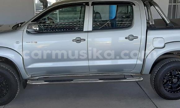 Nunua Ilio tumika Toyota Hilux Fedha Gari ndani ya Beitbridge nchini Matabeleland Kusini Nunua Ilio tumika Toyota Hilux Fedha Gari ndani ya Beitbridge nchini Matabeleland Kusini