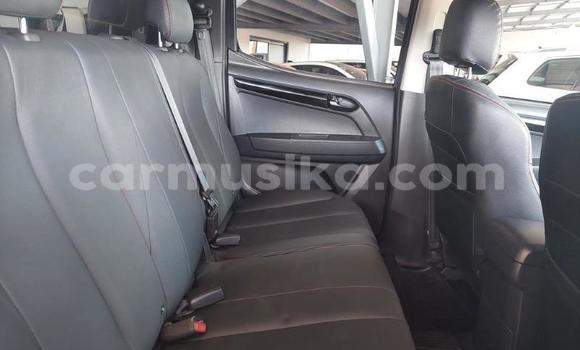 Tenga Tsaru Isuzu D–MAX Chena Mota in Beitbridge in Matabeleland South Tenga Tsaru Isuzu D–MAX Chena Mota in Beitbridge in Matabeleland South