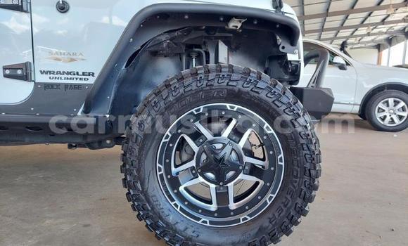 Tenga Tsaru Jeep Cherokee Sirivha Mota in Beitbridge in Matabeleland South Tenga Tsaru Jeep Cherokee Sirivha Mota in Beitbridge in Matabeleland South