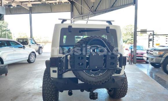 Tenga Tsaru Jeep Cherokee Sirivha Mota in Beitbridge in Matabeleland South Tenga Tsaru Jeep Cherokee Sirivha Mota in Beitbridge in Matabeleland South