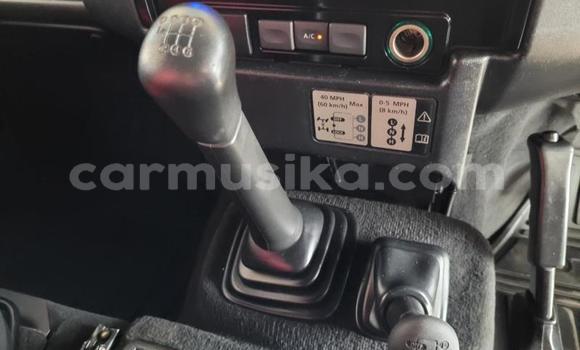 Acheter Occasion Voiture Land Rover Discovery Rouge à Beitbridge, Matabeleland South Acheter Occasion Voiture Land Rover Discovery Rouge à Beitbridge, Matabeleland South