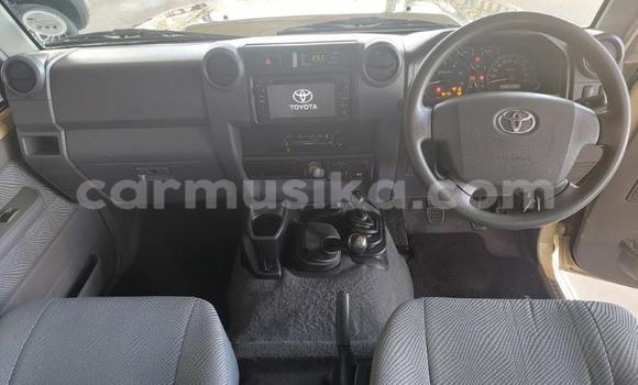 Tenga Tsaru Toyota Land Cruiser Sirivha Mota in Beitbridge in Matabeleland South Tenga Tsaru Toyota Land Cruiser Sirivha Mota in Beitbridge in Matabeleland South