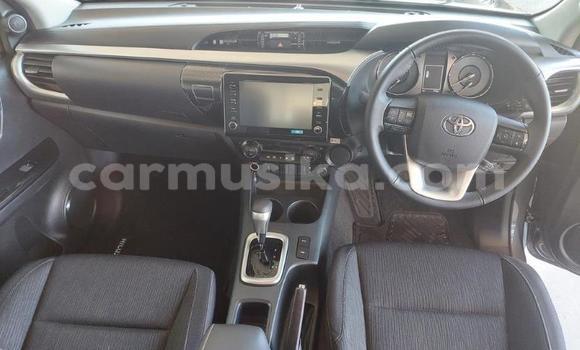 Acheter Occasion Voiture Toyota Hilux Blanc à Beitbridge, Matabeleland South Acheter Occasion Voiture Toyota Hilux Blanc à Beitbridge, Matabeleland South