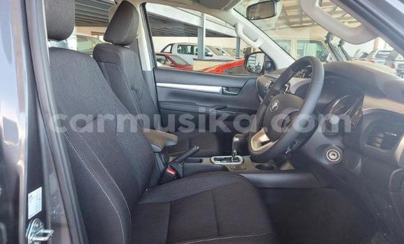 Acheter Occasion Voiture Toyota Hilux Blanc à Beitbridge, Matabeleland South Acheter Occasion Voiture Toyota Hilux Blanc à Beitbridge, Matabeleland South