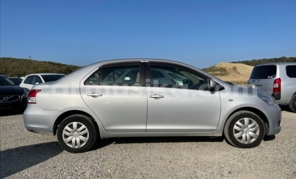 Acheter Occasion Voiture Toyota Belta Gris à Beitbridge, Matabeleland South Acheter Occasion Voiture Toyota Belta Gris à Beitbridge, Matabeleland South