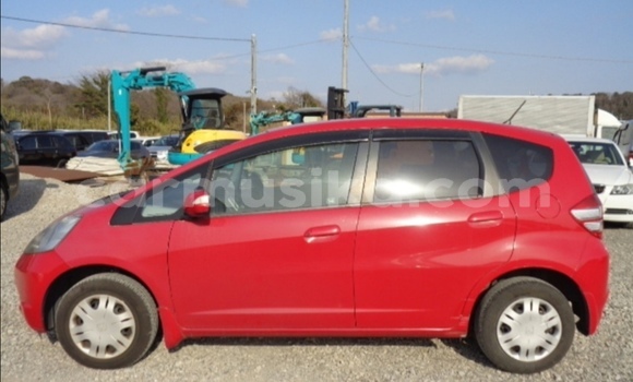 Acheter Occasion Voiture Honda Fit Rouge à Beitbridge, Matabeleland South Acheter Occasion Voiture Honda Fit Rouge à Beitbridge, Matabeleland South