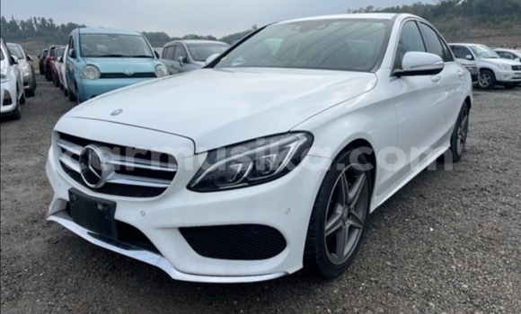 Tenga Tsaru Mercedes‒Benz C–Class Chena Mota in Beitbridge in Matabeleland South