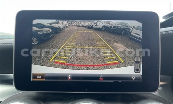 Acheter Occasion Voiture Mercedes‒Benz C–Class Blanc à Beitbridge, Matabeleland South Acheter Occasion Voiture Mercedes‒Benz C–Class Blanc à Beitbridge, Matabeleland South