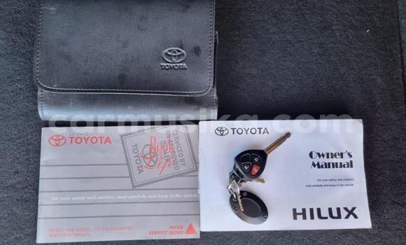 Acheter Occasion Voiture Toyota Hilux Gris à Beitbridge, Matabeleland South Acheter Occasion Voiture Toyota Hilux Gris à Beitbridge, Matabeleland South