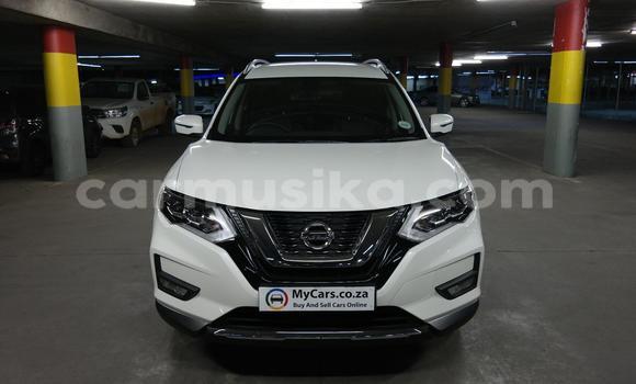 Acheter Occasion Voiture Nissan X–Trail Blanc à Beitbridge, Matabeleland South Acheter Occasion Voiture Nissan X–Trail Blanc à Beitbridge, Matabeleland South