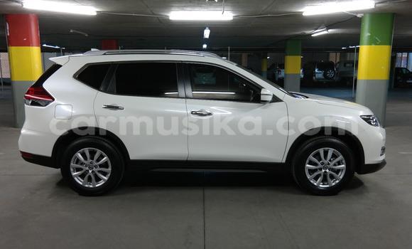 Acheter Occasion Voiture Nissan X–Trail Blanc à Beitbridge, Matabeleland South Acheter Occasion Voiture Nissan X–Trail Blanc à Beitbridge, Matabeleland South