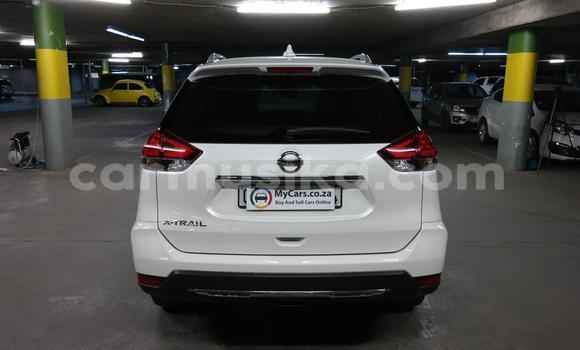 Acheter Occasion Voiture Nissan X–Trail Blanc à Beitbridge, Matabeleland South Acheter Occasion Voiture Nissan X–Trail Blanc à Beitbridge, Matabeleland South