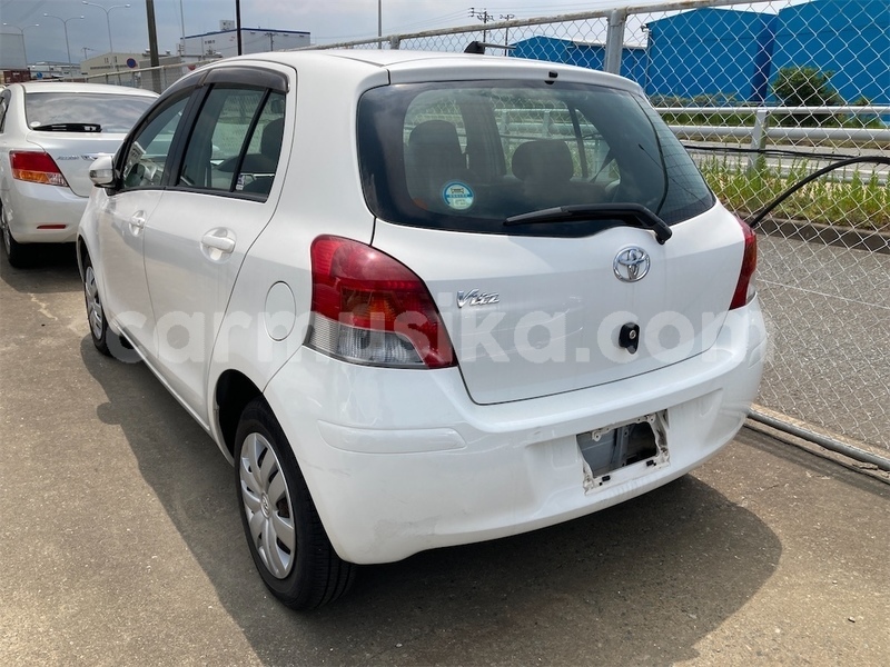 Big with watermark toyota vitz matabeleland south beitbridge 29862