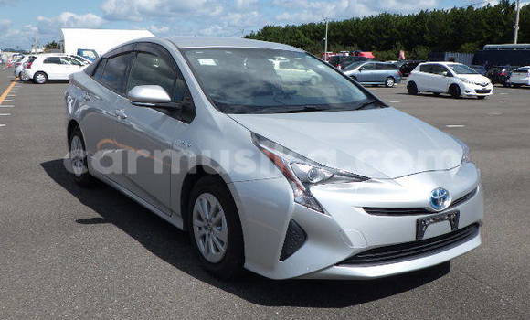 Nunua Ilio tumika Toyota Prius Fedha Gari ndani ya Beitbridge nchini Matabeleland Kusini