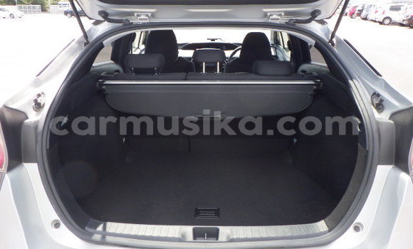 Buy Used Toyota Prius Silver Car in Beitbridge in Matabeleland South Buy Used Toyota Prius Silver Car in Beitbridge in Matabeleland South