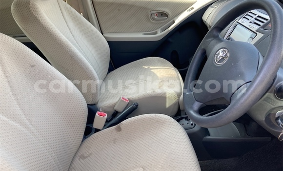 Tenga Tsaru Toyota Vitz Tsvuku Mota in Beitbridge in Matabeleland South Tenga Tsaru Toyota Vitz Tsvuku Mota in Beitbridge in Matabeleland South