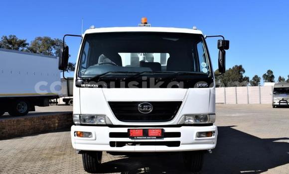 Buy Used Nissan UD White Truck in Beitbridge in Matabeleland South Buy Used Nissan UD White Truck in Beitbridge in Matabeleland South