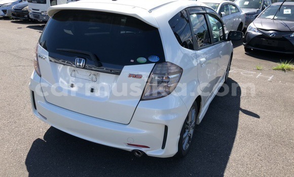 Acheter Occasion Voiture Honda Fit Autre à Beitbridge, Matabeleland South Acheter Occasion Voiture Honda Fit Autre à Beitbridge, Matabeleland South