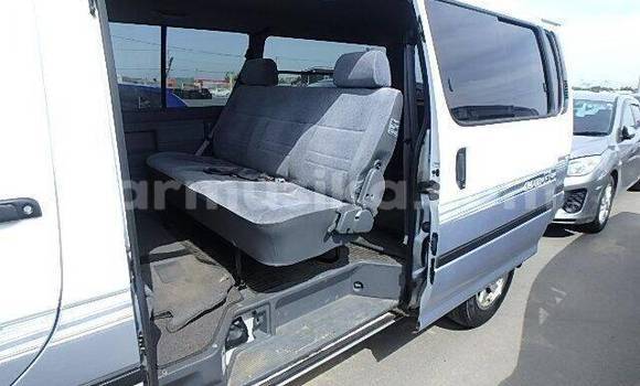 Acheter Occasion Voiture Toyota Hiace Autre à Beitbridge, Matabeleland South Acheter Occasion Voiture Toyota Hiace Autre à Beitbridge, Matabeleland South