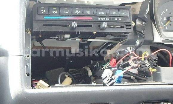 Acheter Occasion Voiture Toyota Hiace Autre à Beitbridge, Matabeleland South Acheter Occasion Voiture Toyota Hiace Autre à Beitbridge, Matabeleland South