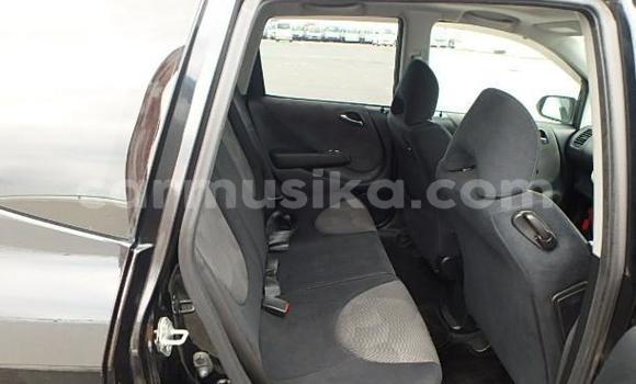 Nunua Ilio tumika Honda Fit Nyeusi Gari ndani ya Beitbridge nchini Matabeleland Kusini Nunua Ilio tumika Honda Fit Nyeusi Gari ndani ya Beitbridge nchini Matabeleland Kusini