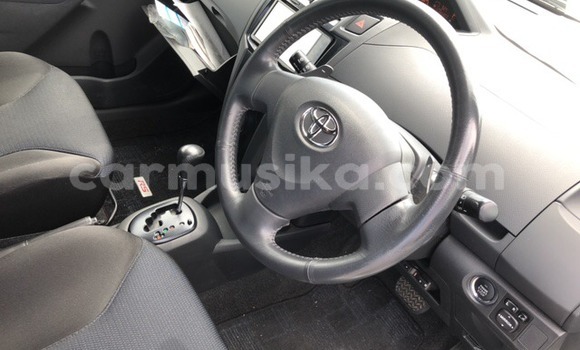 Nunua Ilio tumika Toyota Vitz Nyeupe Gari ndani ya Beitbridge nchini Matabeleland Kusini Nunua Ilio tumika Toyota Vitz Nyeupe Gari ndani ya Beitbridge nchini Matabeleland Kusini