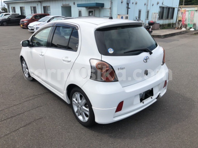 Big with watermark toyota vitz matabeleland south beitbridge 29876