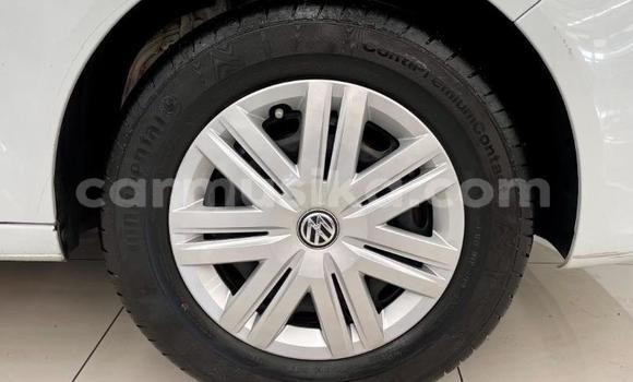 Acheter Occasion Voiture Volkswagen Polo Blanc à Beitbridge, Matabeleland South Acheter Occasion Voiture Volkswagen Polo Blanc à Beitbridge, Matabeleland South