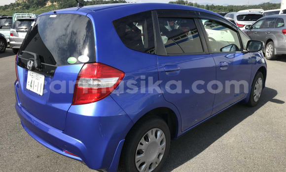 Acheter Occasion Voiture Honda Fit Bleu à Beitbridge, Matabeleland South Acheter Occasion Voiture Honda Fit Bleu à Beitbridge, Matabeleland South