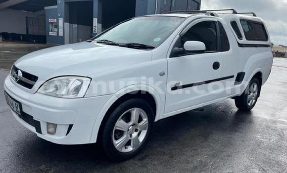 Nunua Ilio tumika Opel Corsa Nyeupe Gari ndani ya Beitbridge nchini Matabeleland Kusini Nunua Ilio tumika Opel Corsa Nyeupe Gari ndani ya Beitbridge nchini Matabeleland Kusini