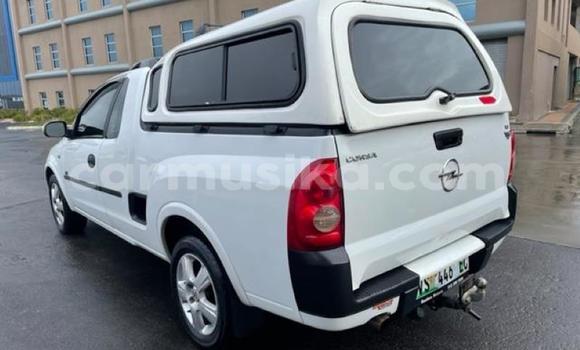 Nunua Ilio tumika Opel Corsa Nyeupe Gari ndani ya Beitbridge nchini Matabeleland Kusini Nunua Ilio tumika Opel Corsa Nyeupe Gari ndani ya Beitbridge nchini Matabeleland Kusini