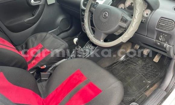 Nunua Ilio tumika Opel Corsa Nyeupe Gari ndani ya Beitbridge nchini Matabeleland Kusini Nunua Ilio tumika Opel Corsa Nyeupe Gari ndani ya Beitbridge nchini Matabeleland Kusini