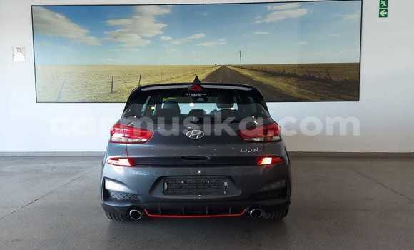 Nunua Ilio tumika Hyundai i30 N Nyeusi Gari ndani ya Beitbridge nchini Matabeleland Kusini Nunua Ilio tumika Hyundai i30 N Nyeusi Gari ndani ya Beitbridge nchini Matabeleland Kusini