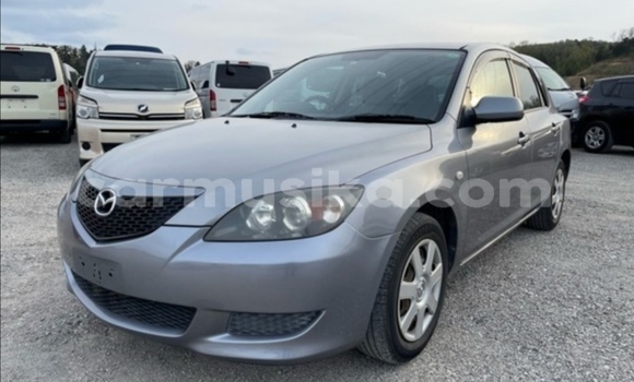 Nunua Ilio tumika Mazda Axela Fedha Gari ndani ya Beitbridge nchini Matabeleland Kusini