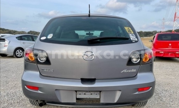 Tenga Tsaru Mazda Axela Sirivha Mota in Beitbridge in Matabeleland South Tenga Tsaru Mazda Axela Sirivha Mota in Beitbridge in Matabeleland South