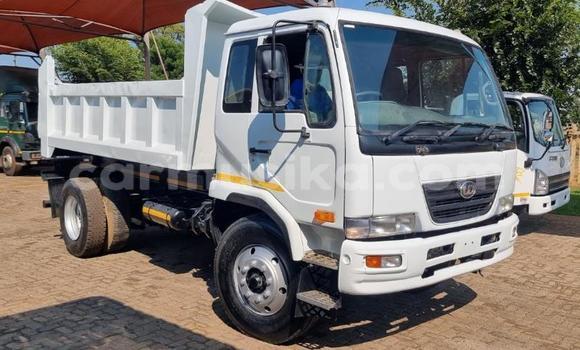 Buy Used Nissan UD White Truck in Beitbridge in Matabeleland South Buy Used Nissan UD White Truck in Beitbridge in Matabeleland South