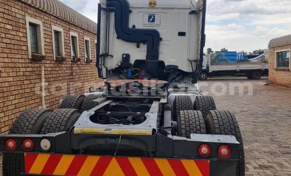 Acheter Occasion Utilitaire Scania R420 Autre à Beitbridge, Matabeleland South Acheter Occasion Utilitaire Scania R420 Autre à Beitbridge, Matabeleland South