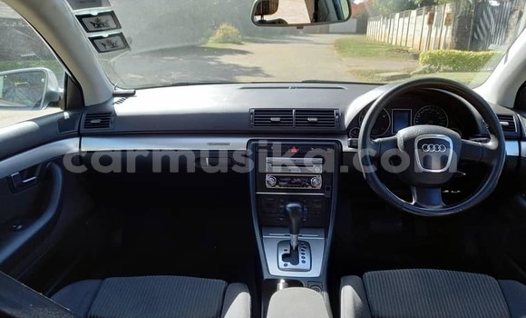 Acheter Occasion Voiture Audi A4 Gris à Harare, Harare Acheter Occasion Voiture Audi A4 Gris à Harare, Harare