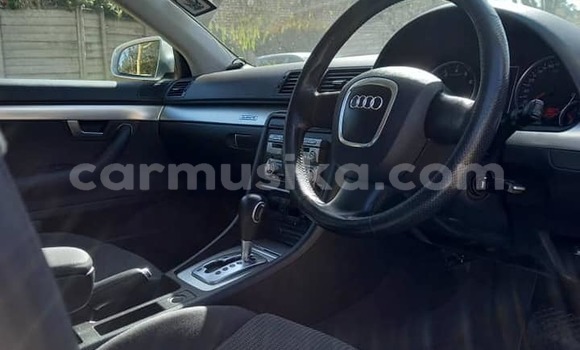 Acheter Occasion Voiture Audi A4 Gris à Harare, Harare Acheter Occasion Voiture Audi A4 Gris à Harare, Harare