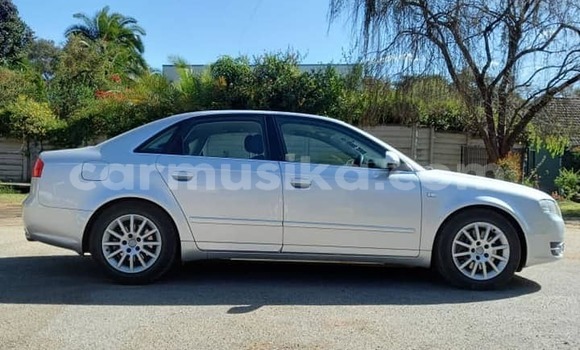 Acheter Occasion Voiture Audi A4 Gris à Harare, Harare Acheter Occasion Voiture Audi A4 Gris à Harare, Harare
